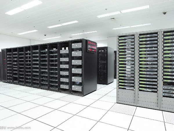 機(jī)房環(huán)境監(jiān)控系統(tǒng)廠家提供什么服務(wù)？