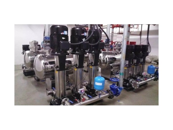 南寧客戶在咨詢學校熱水泵動力環境監控系統