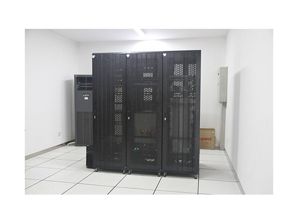 無人化機房智能設(shè)備監(jiān)控系統(tǒng)解決方案