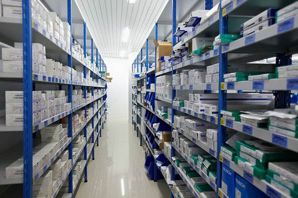 藥品倉庫在用的溫濕度監(jiān)控與風機制動的設(shè)備方案