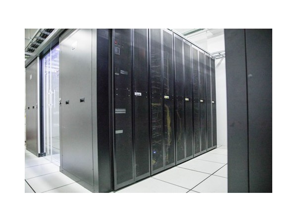 高鐵站機房環(huán)境檢測系統(tǒng)可巡檢多個設(shè)備